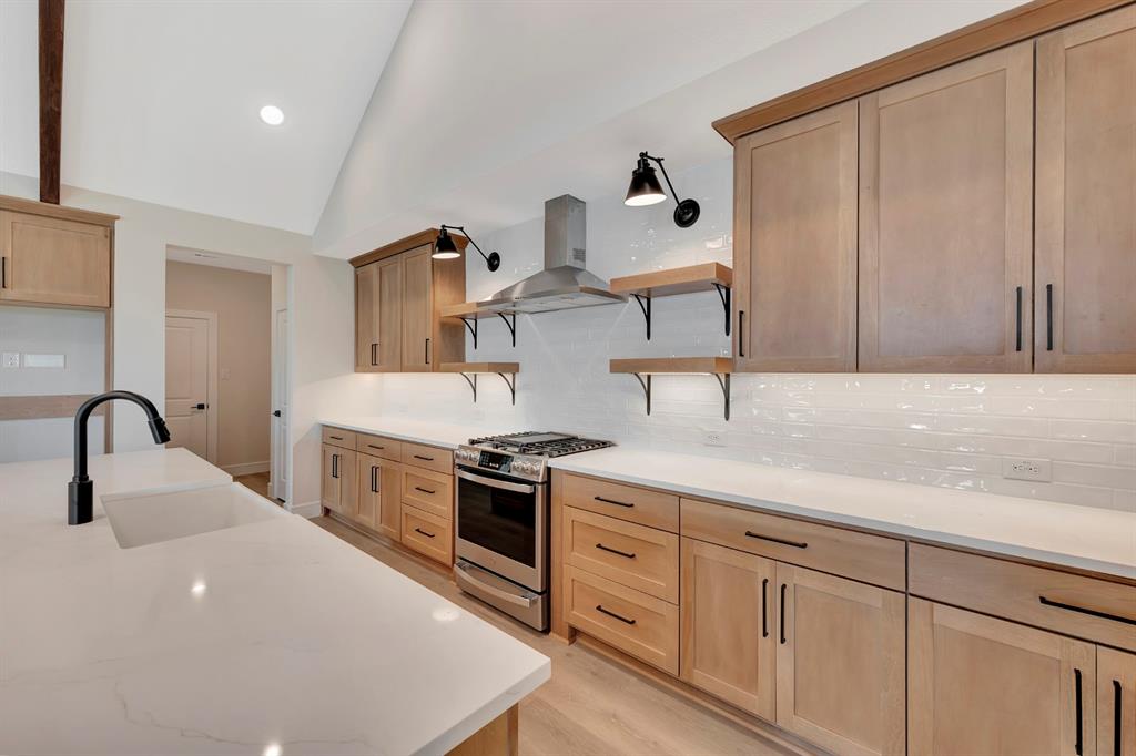 Elevon - Residential