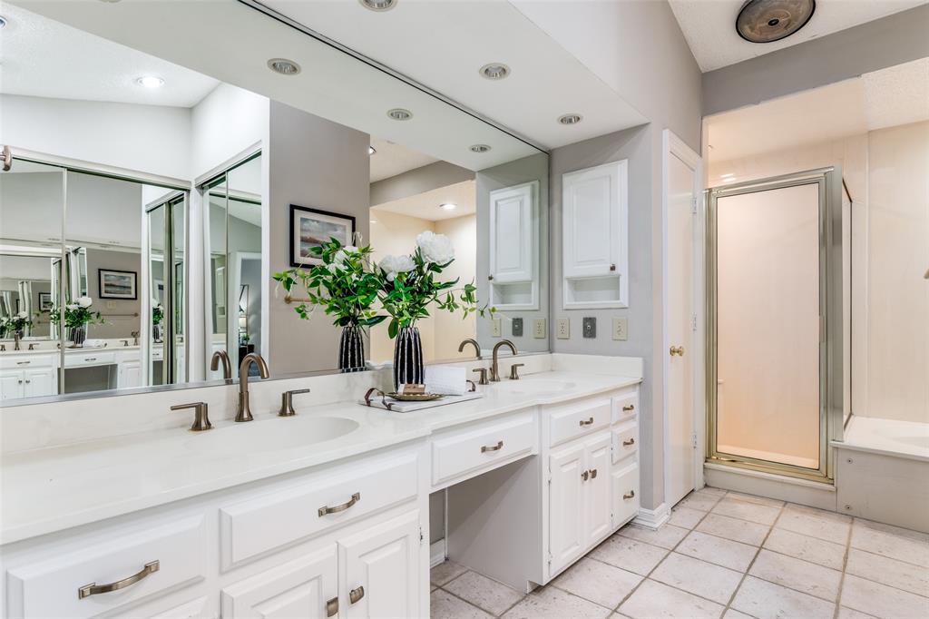 The Lakes Bent Tree Condos - Residential