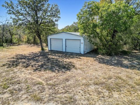 A home in Palo Pinto