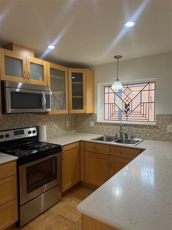 9615 Park Highlands Drive