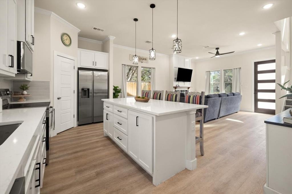 5511 Black Pine Circle