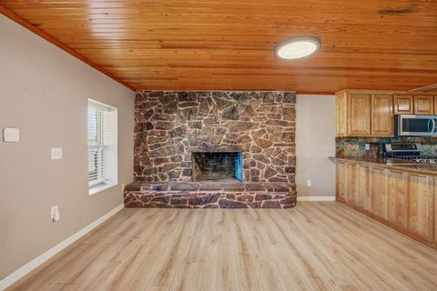 Tiny photo for 405 S Hannaford Street, Granbury, TX 76048 (MLS # 21194604)