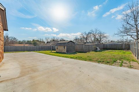 Tiny photo for 405 S Hannaford Street, Granbury, TX 76048 (MLS # 21194604)