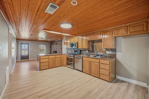 Tiny photo for 405 S Hannaford Street, Granbury, TX 76048 (MLS # 21194604)