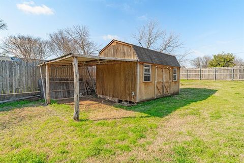 Tiny photo for 405 S Hannaford Street, Granbury, TX 76048 (MLS # 21194604)