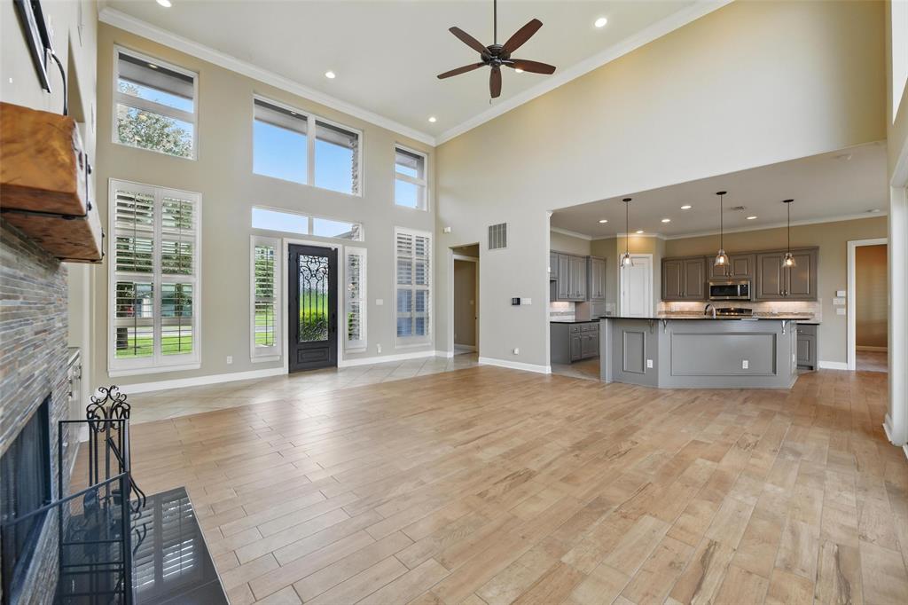 9856 Lake Haven Circle