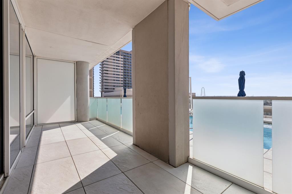 South Tower Residences - Residential