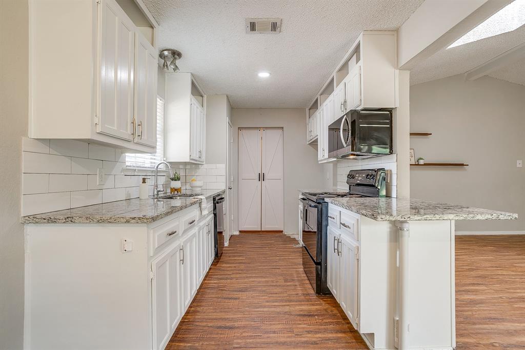 Cobblestone Square - Residential