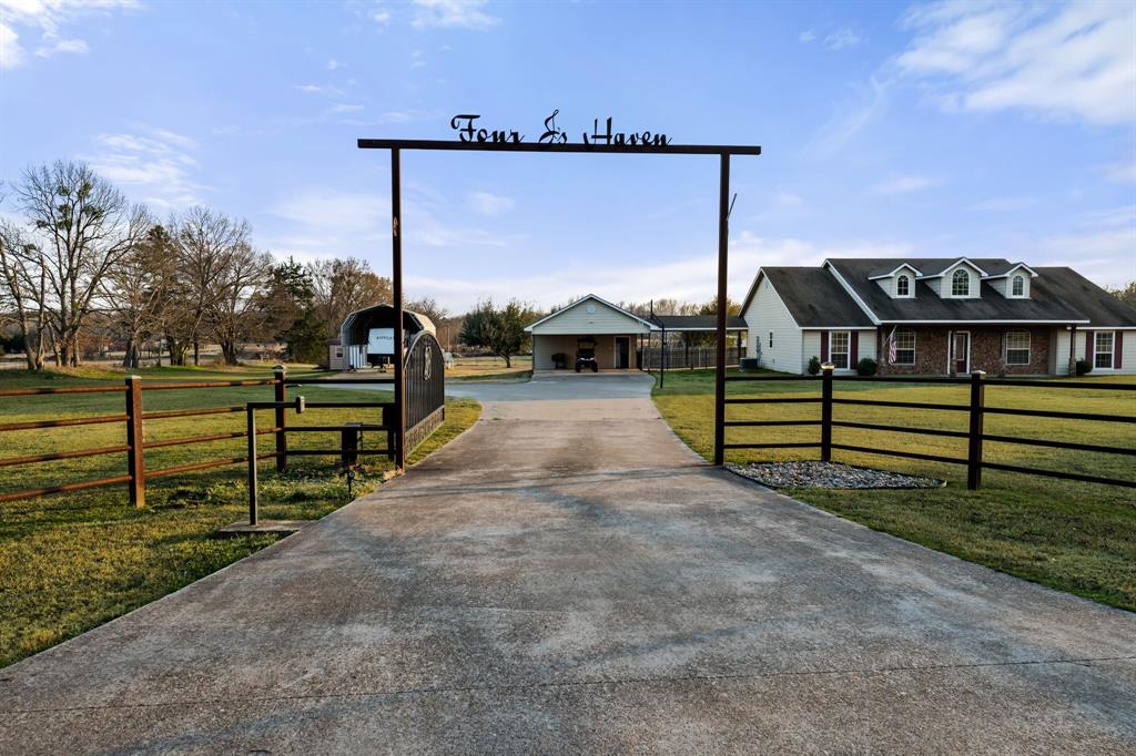 2801 County Road 1600