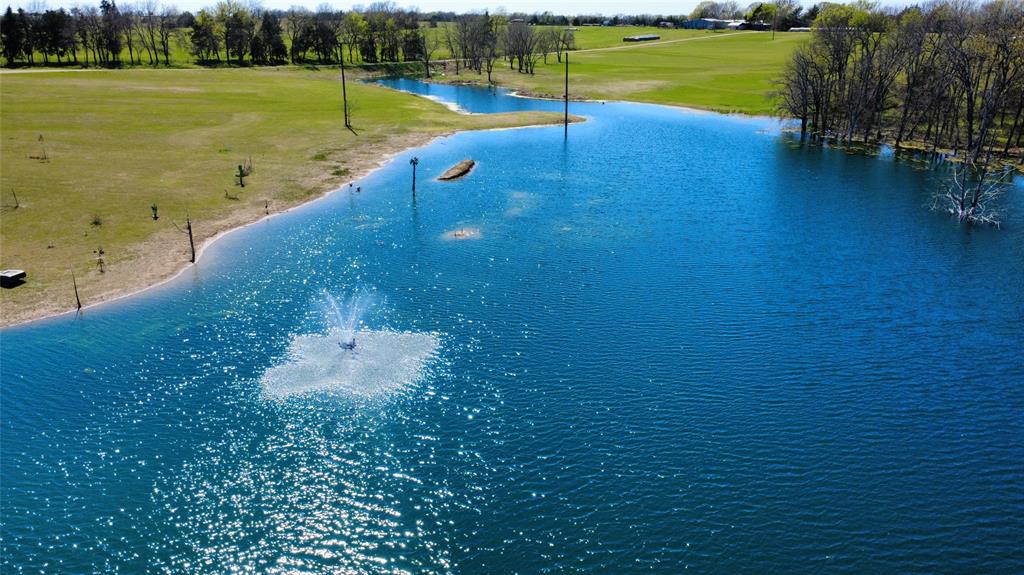 884 County Road 2900