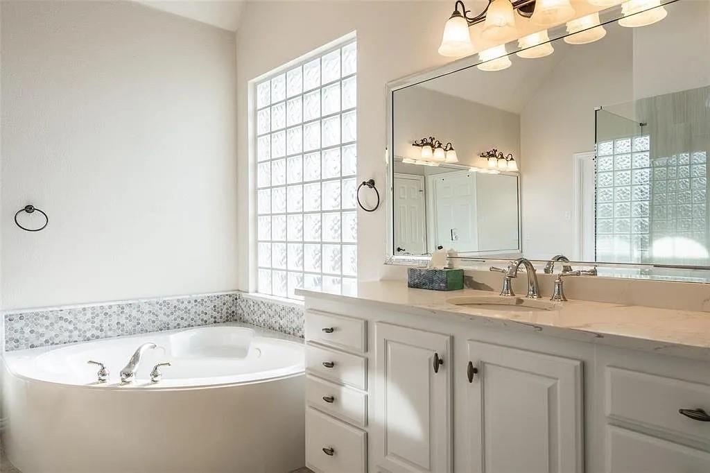 Hackberry Creek Village Ph 04 - Residential Lease