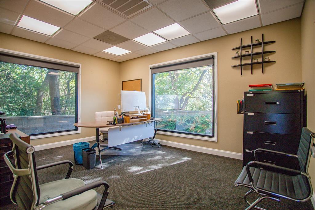 Oaks The Arlington - Commercial Lease