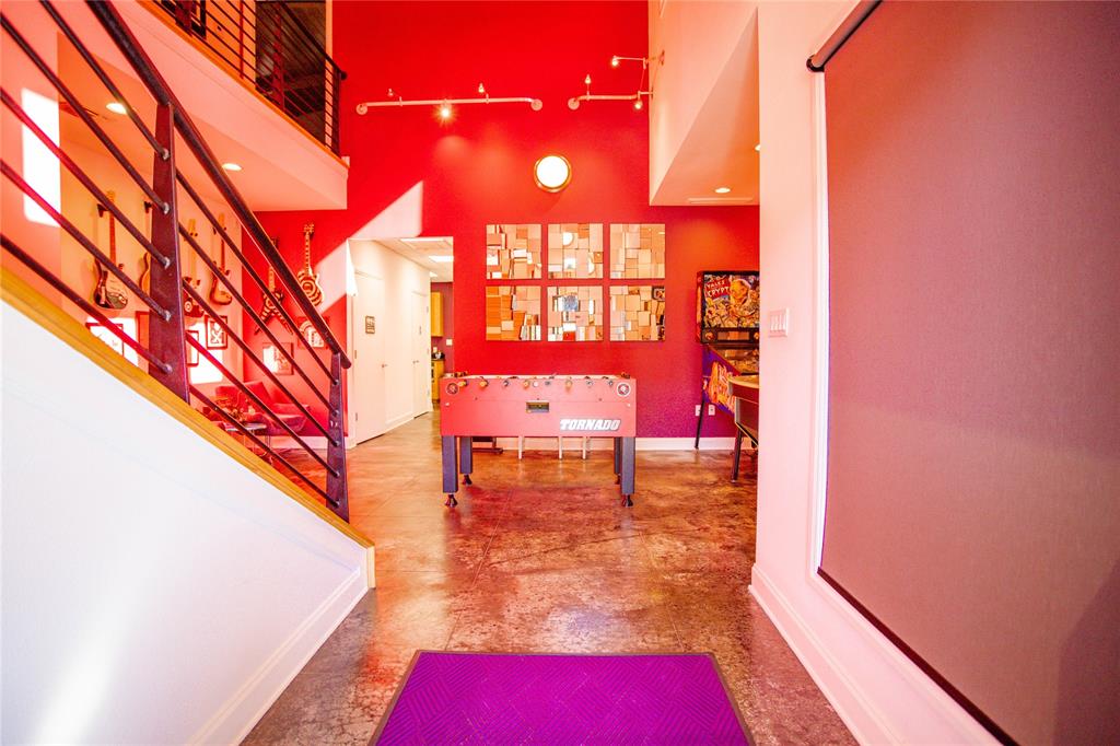 Oaks The Arlington - Commercial Lease