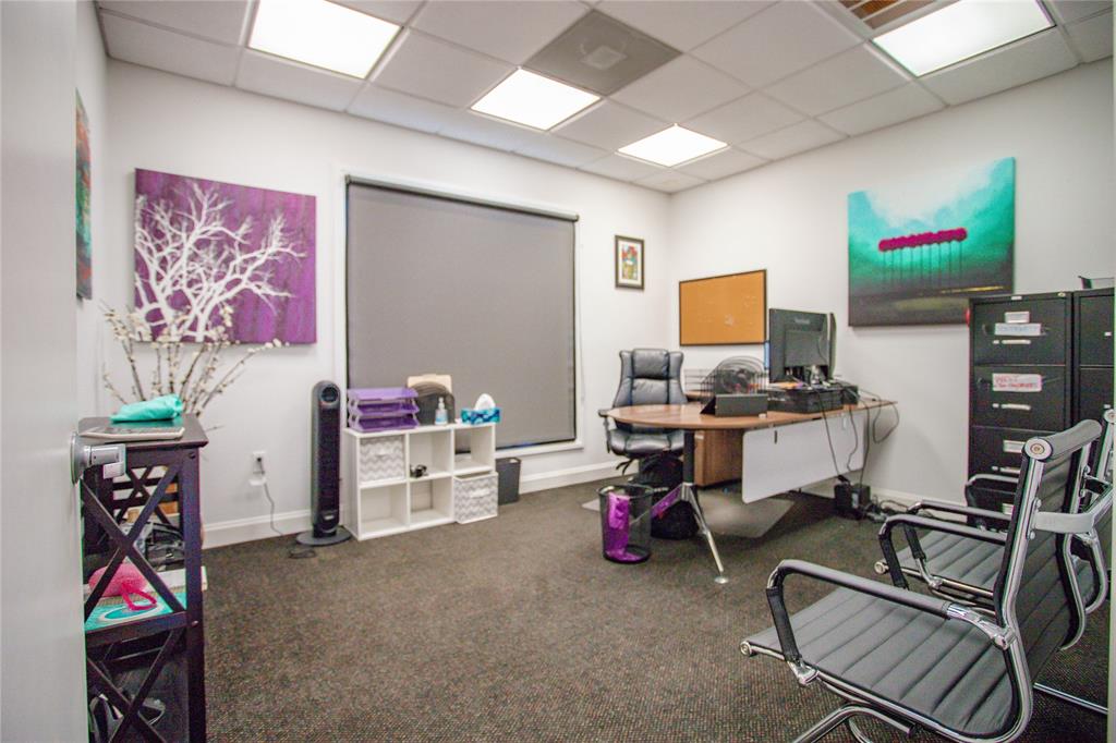 Oaks The Arlington - Commercial Lease