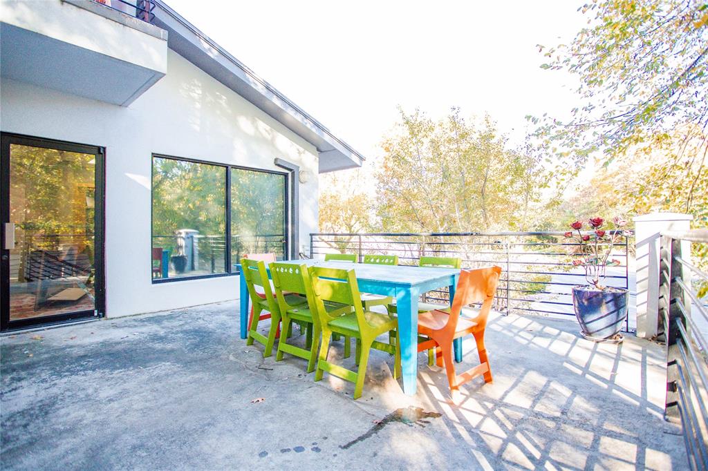 Oaks The Arlington - Commercial Lease