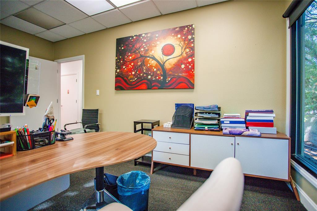 Oaks The Arlington - Commercial Lease