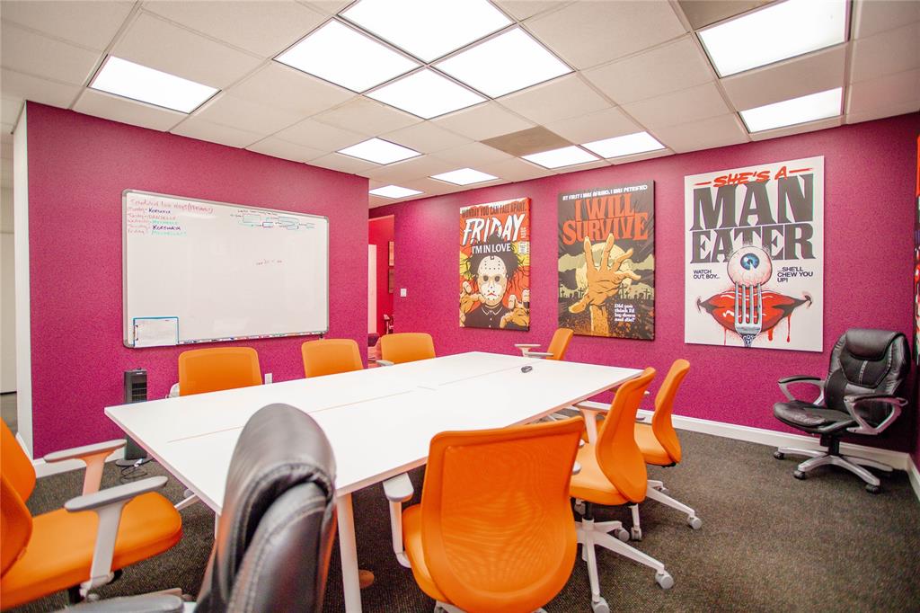 Oaks The Arlington - Commercial Lease