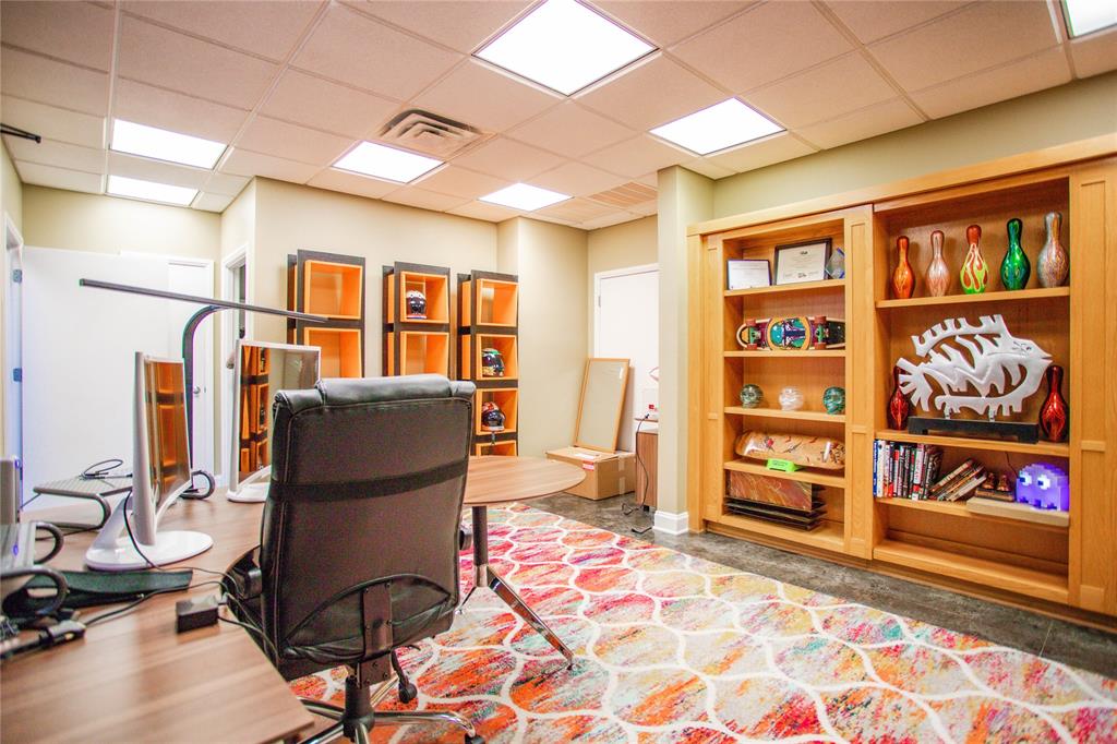 Oaks The Arlington - Commercial Lease