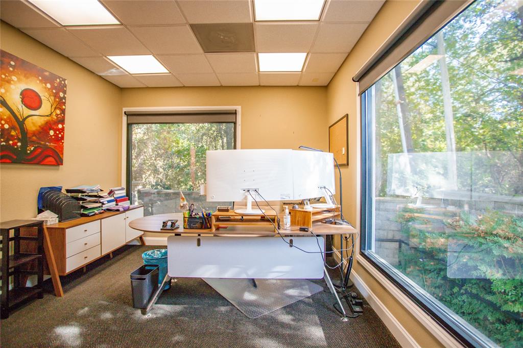 Oaks The Arlington - Commercial Lease