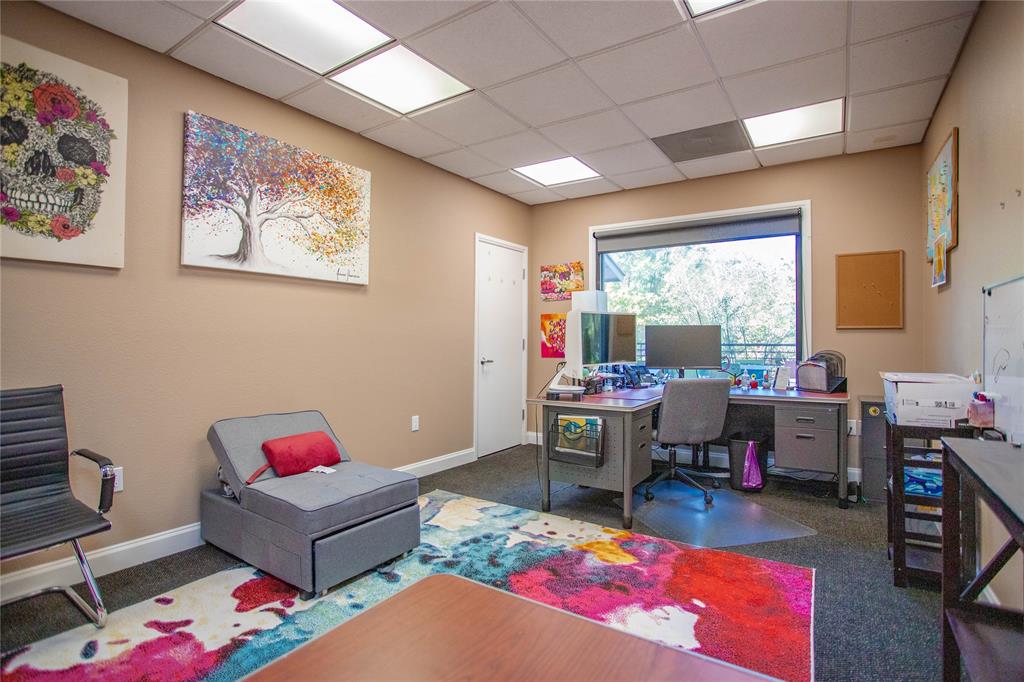 Oaks The Arlington - Commercial Lease