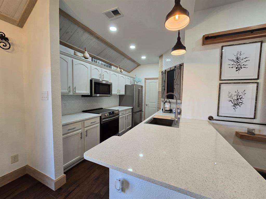 GARDEN RIDGE ADDN PH I - Residential Lease