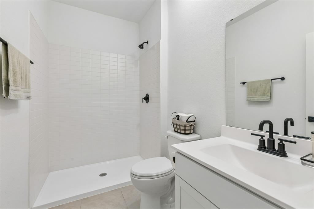 CALDWELL LAKES PH 1 - Residential