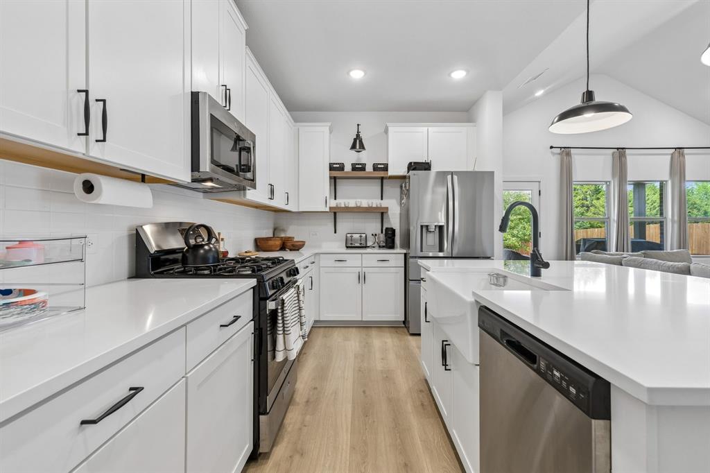 CALDWELL LAKES PH 1 - Residential