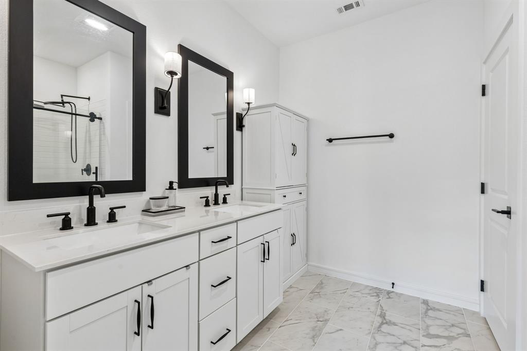 CALDWELL LAKES PH 1 - Residential