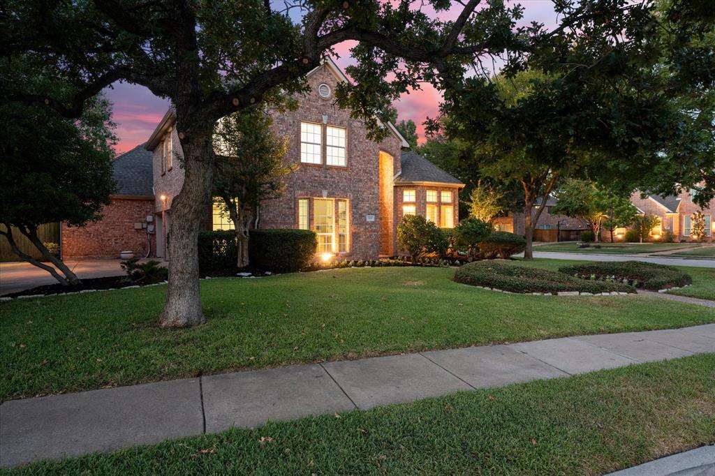 815 Forest Lakes Drive