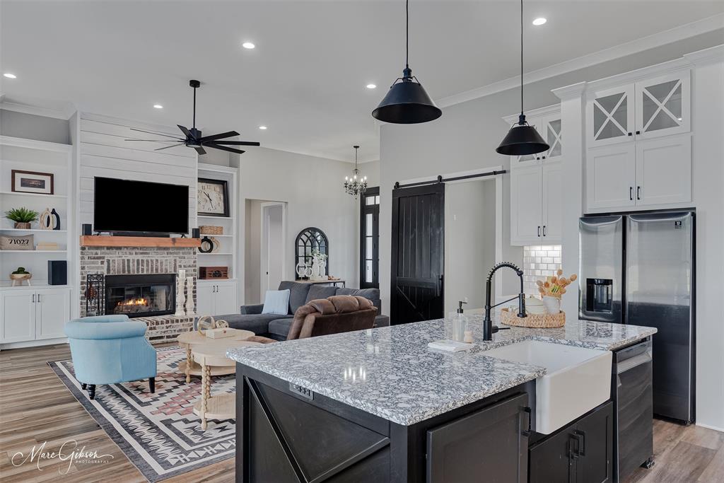 Pierre Point - Residential