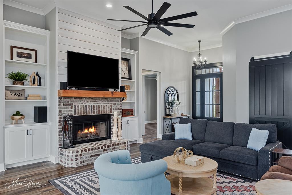 Pierre Point - Residential