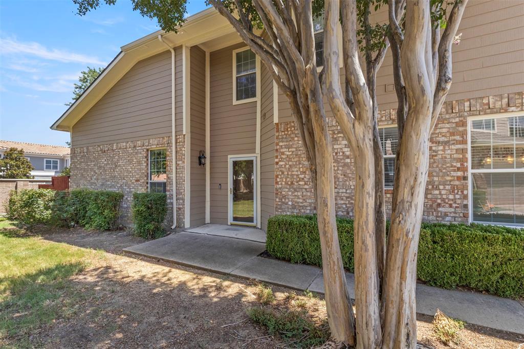 2949 Jowett Drive