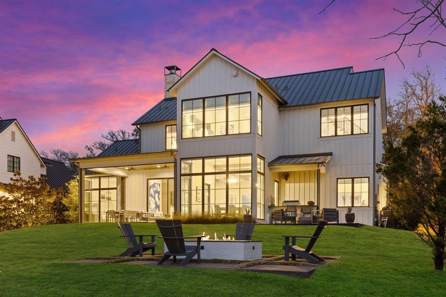 On the western shore of Long Cove, this spacious, modern farmhouse home is shaded by mature trees and enjoys panoramic lake views. There is no better place to enjoy a summer sunset than from the shoreline of Long Cove's most exclusive neighborhood -- West Point. This home offers the perfect balance of privacy, with easy access to Long Cove’s top amenities – pickleball courts, 2-acre putting green, tennis and basketball courts, Play Field, two resort style pools as well as the Proving Grounds 9-hole, par 3 golf course and 400-yard driving range.

This home was built by Platinum Series Homes (Mark Molthan) and is being offered fully furnished with two 6-seater golf carts.