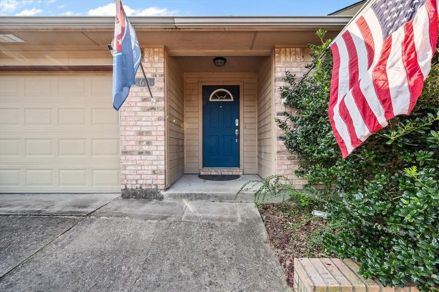 Welcome to this charming 3-bedroom, 2-bath home in the heart of Corsicana! Built in 2003 and offering 1,270 sq ft of comfortable living space, this warm and inviting property features a 2-car garage, and a spacious backyard—perfect for gatherings, play, or relaxing evenings. The home’s cozy feel and small-town charm create the perfect retreat while still being conveniently located near local shops, schools, and parks. A true gem for anyone seeking comfort, practicality, and a great place to call home.