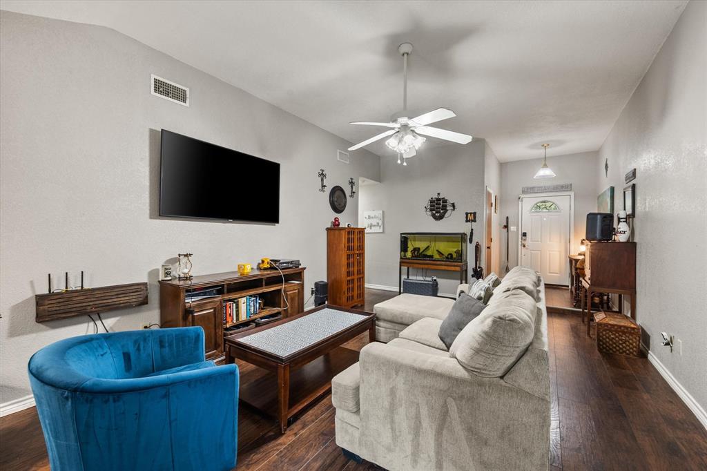 C0000 CORSICANA - Residential