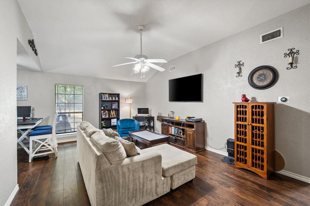 C0000 CORSICANA - Residential