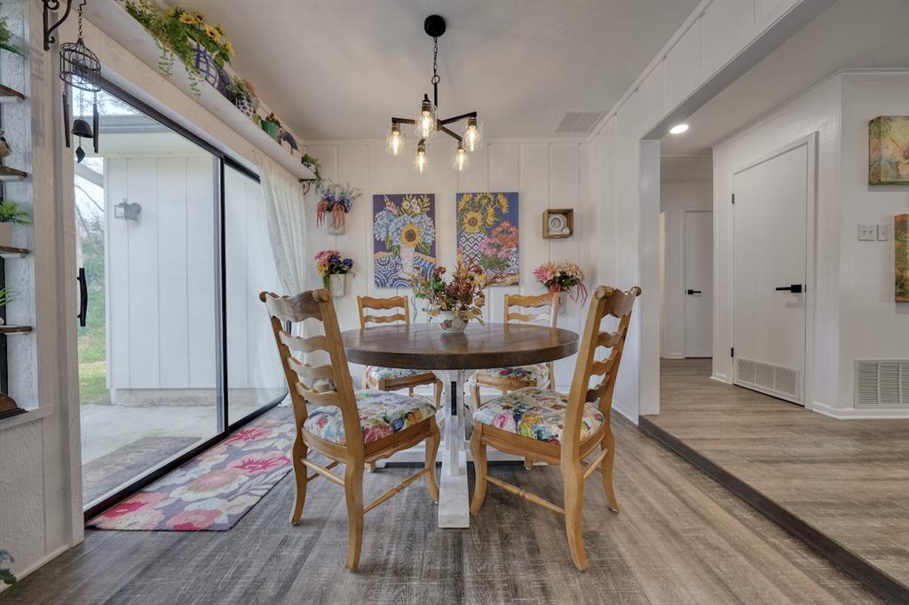 HIDE A WAY LAKE - Residential