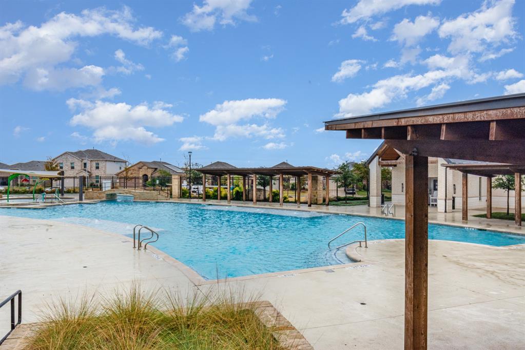 Trails Elizabeth Creek - Residential