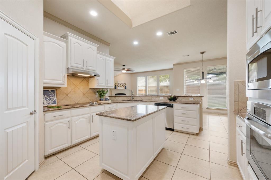 7228 Old Santa Fe Trail
