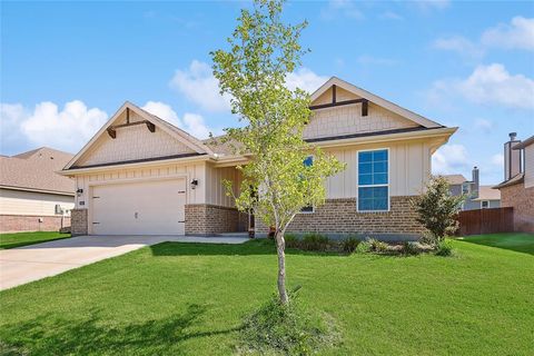 Tiny photo for 808 Feather Edge Dr, Springtown, TX 76082 (MLS # 21197696)
