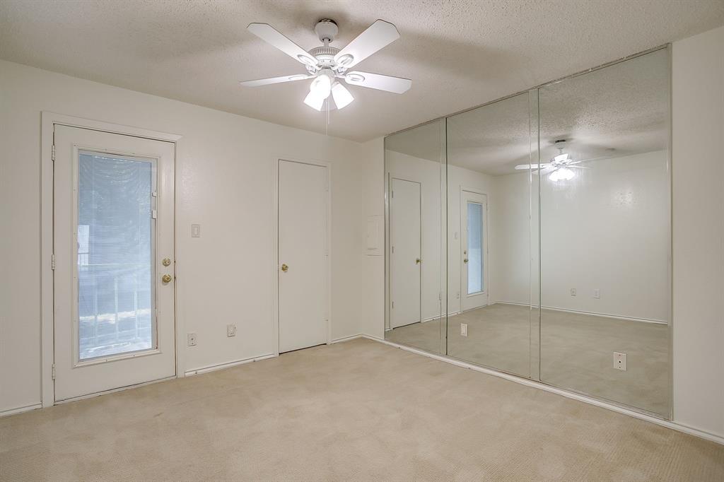 Arlington Oaks Condo - Residential