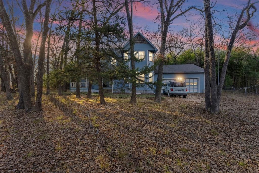 Photo of 2096 Private Road 3340, Greenville, TX 75402 (MLS # 21138833)