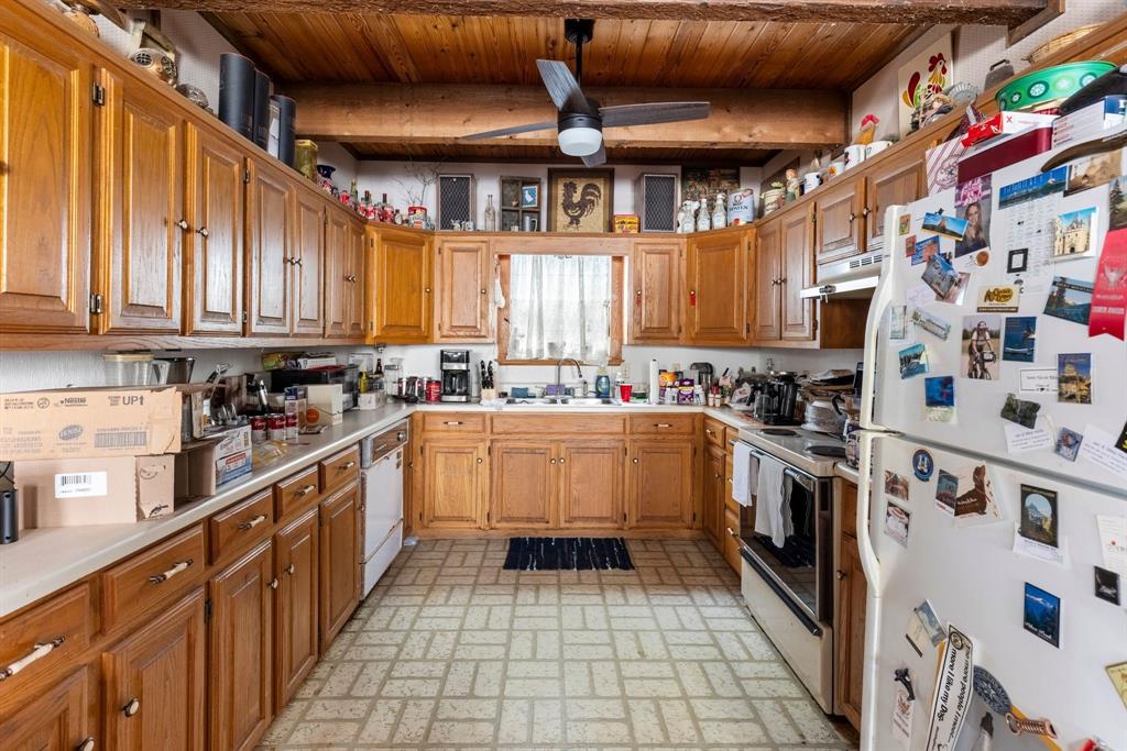 A1043 TENNISON THOMAS R, TRACT 1-1, ACRES 1.58 - Residential