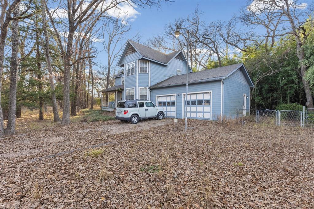 2096 Private Road 3340