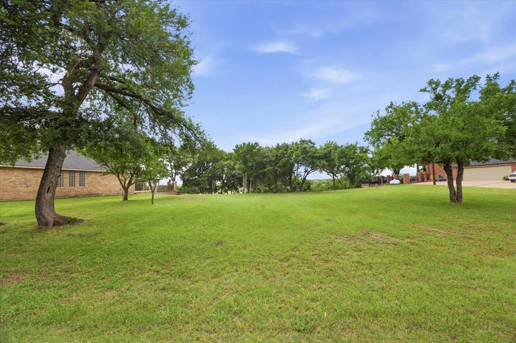141 Lakeview Drive