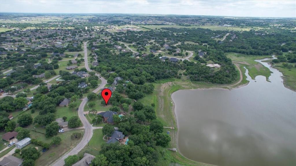 141 Lakeview Drive