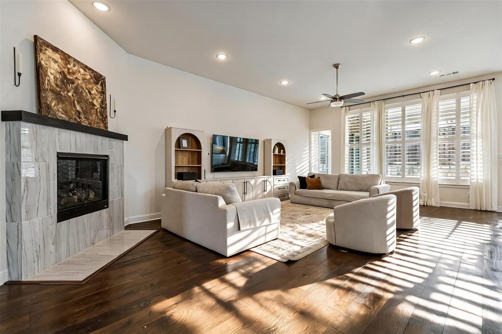 4211 Dewberry Lane