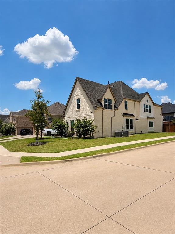 2916 Fountain Park Drive