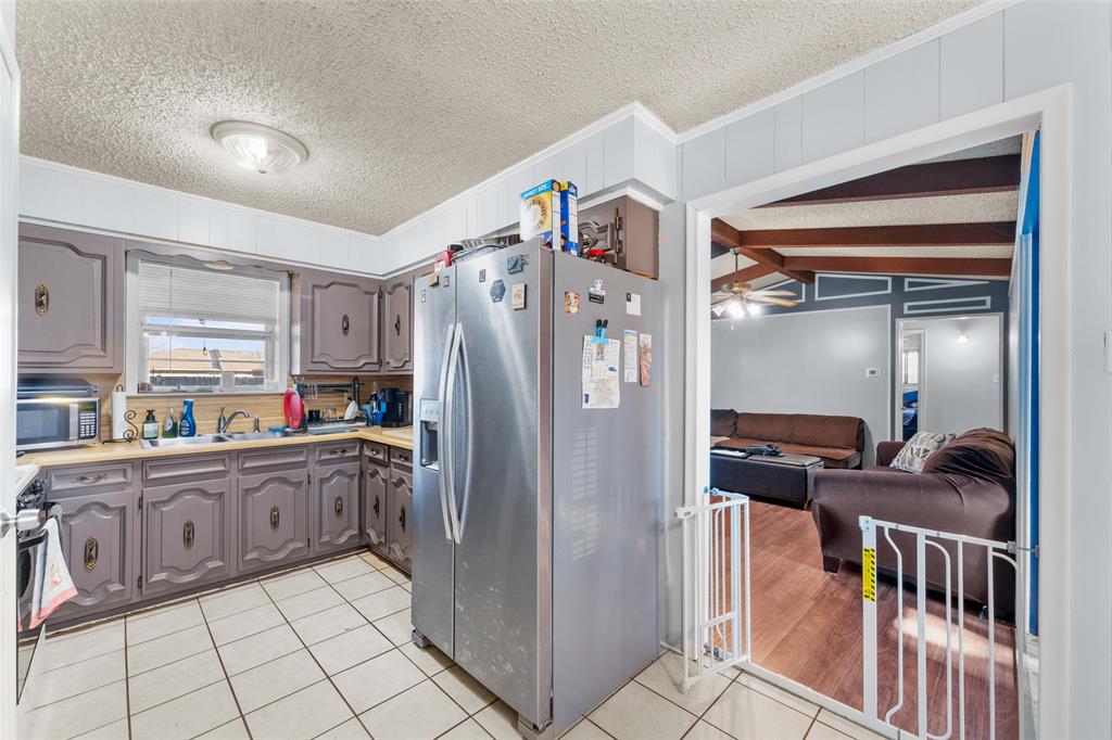 Scotts Rev Pt Snow 2nd - Residential