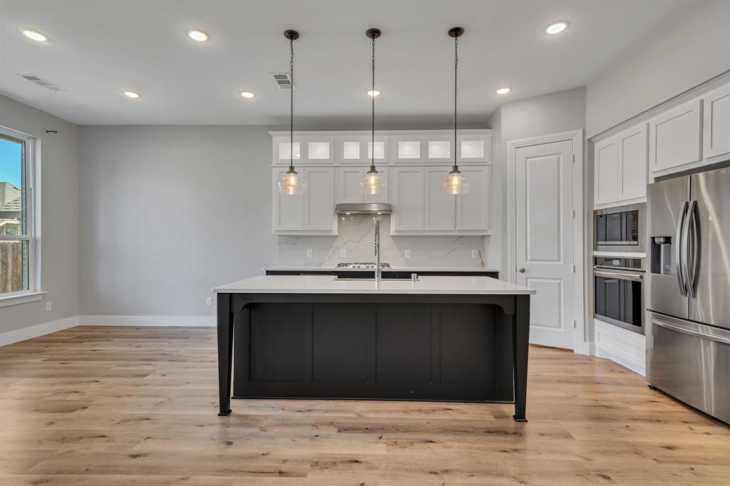 Morningstar Ph 3 Sec 8 - Residential Lease